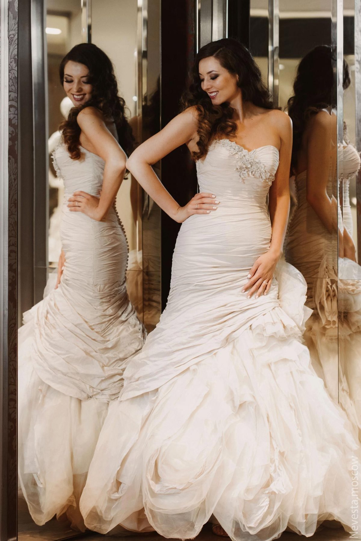 Рената Байкова примеряет свадебное платье фото 13
