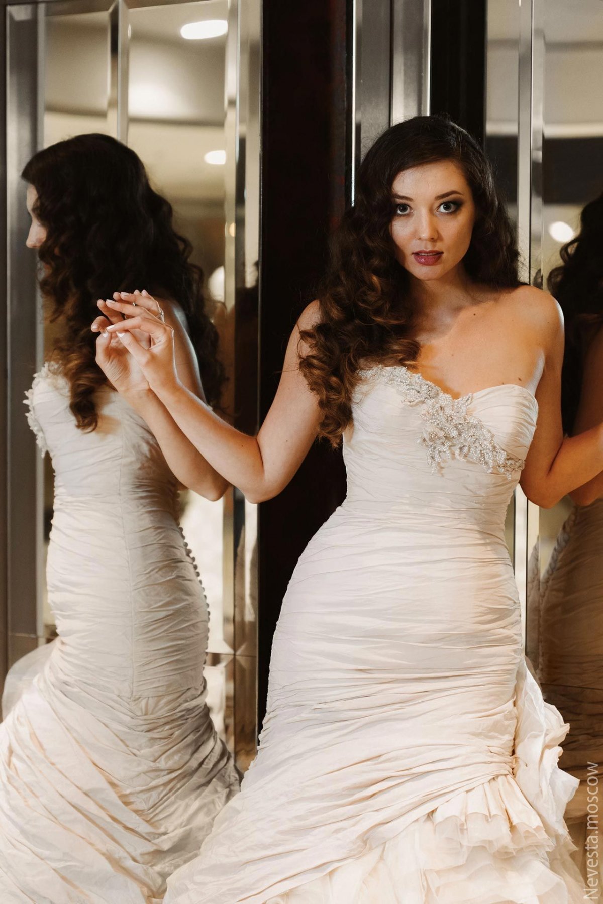 Рената Байкова примеряет свадебное платье фото 11