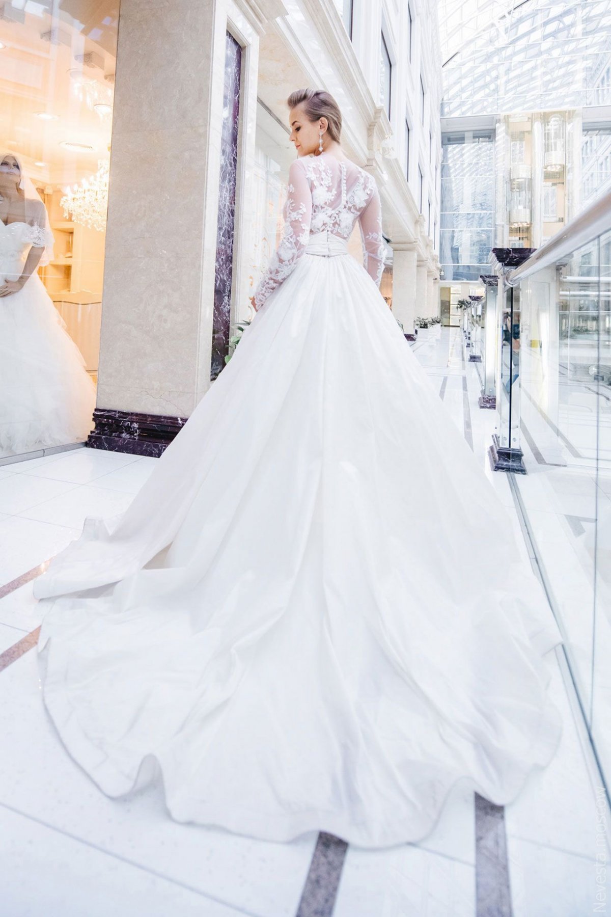 Поиск идеального свадебного платья в салоне Wedding rooms фото 24