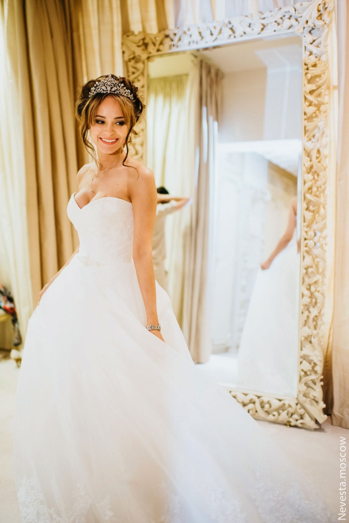 Анна Калашникова выбирает образ для своей свадьбы фото 28