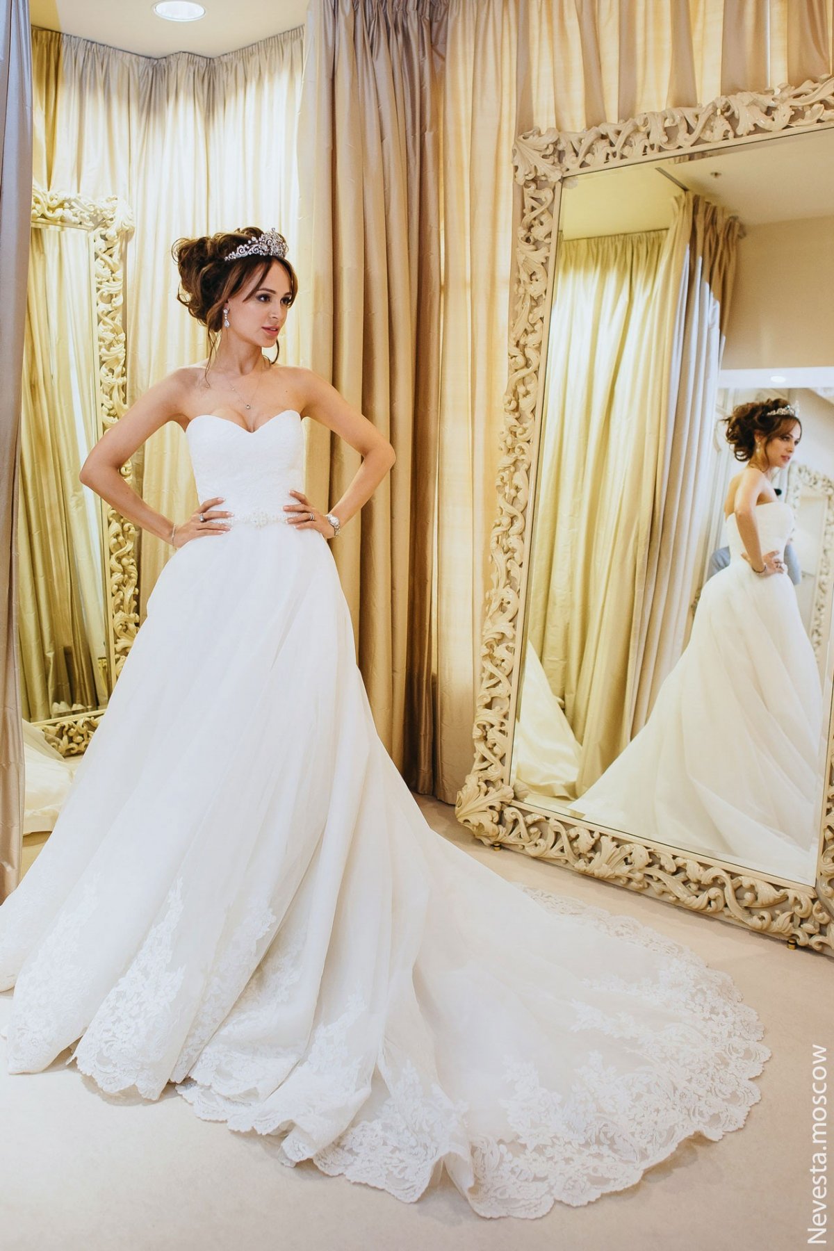 Анна Калашникова выбирает образ для своей свадьбы фото 27