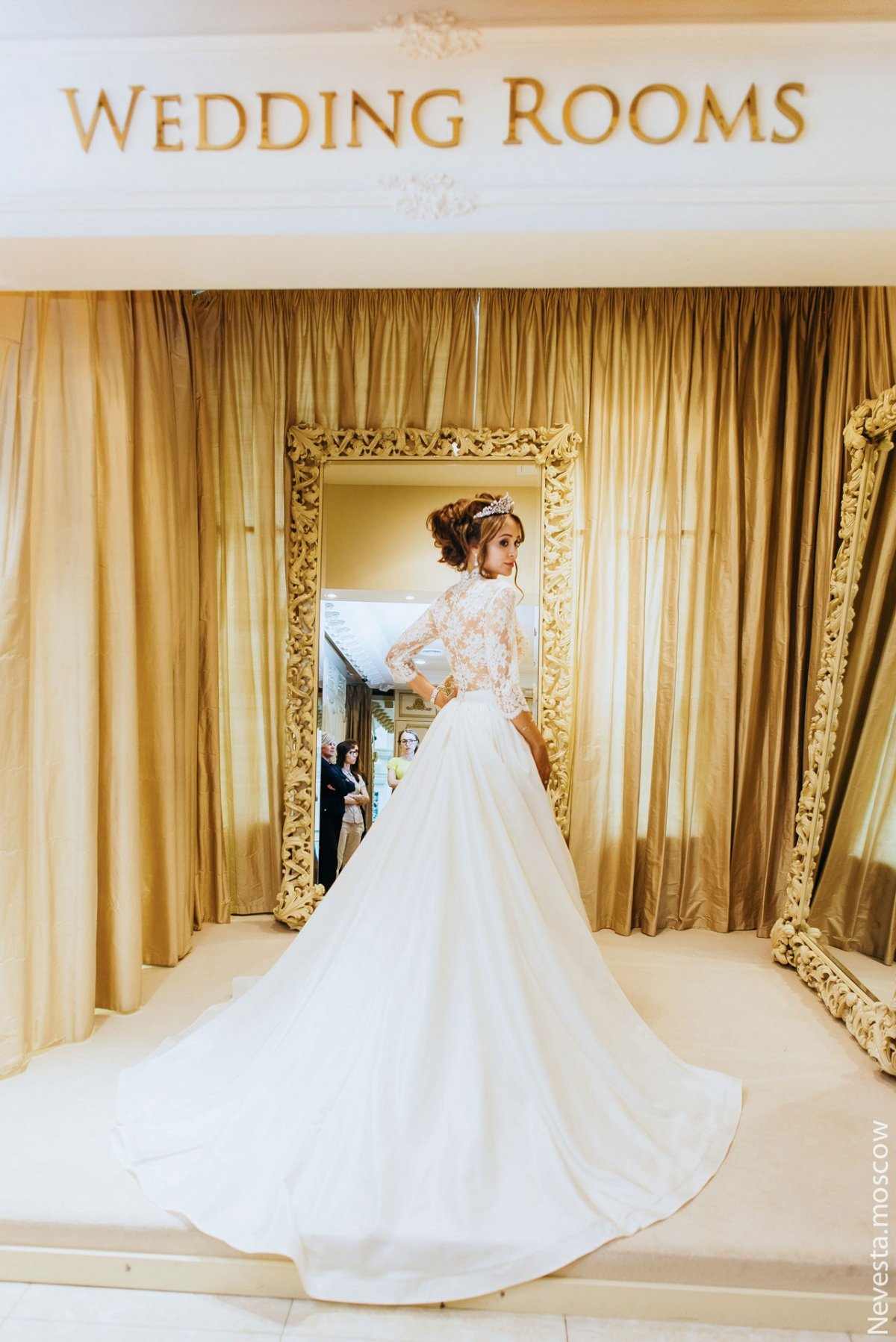 Анна Калашникова выбирает образ для своей свадьбы фото 30