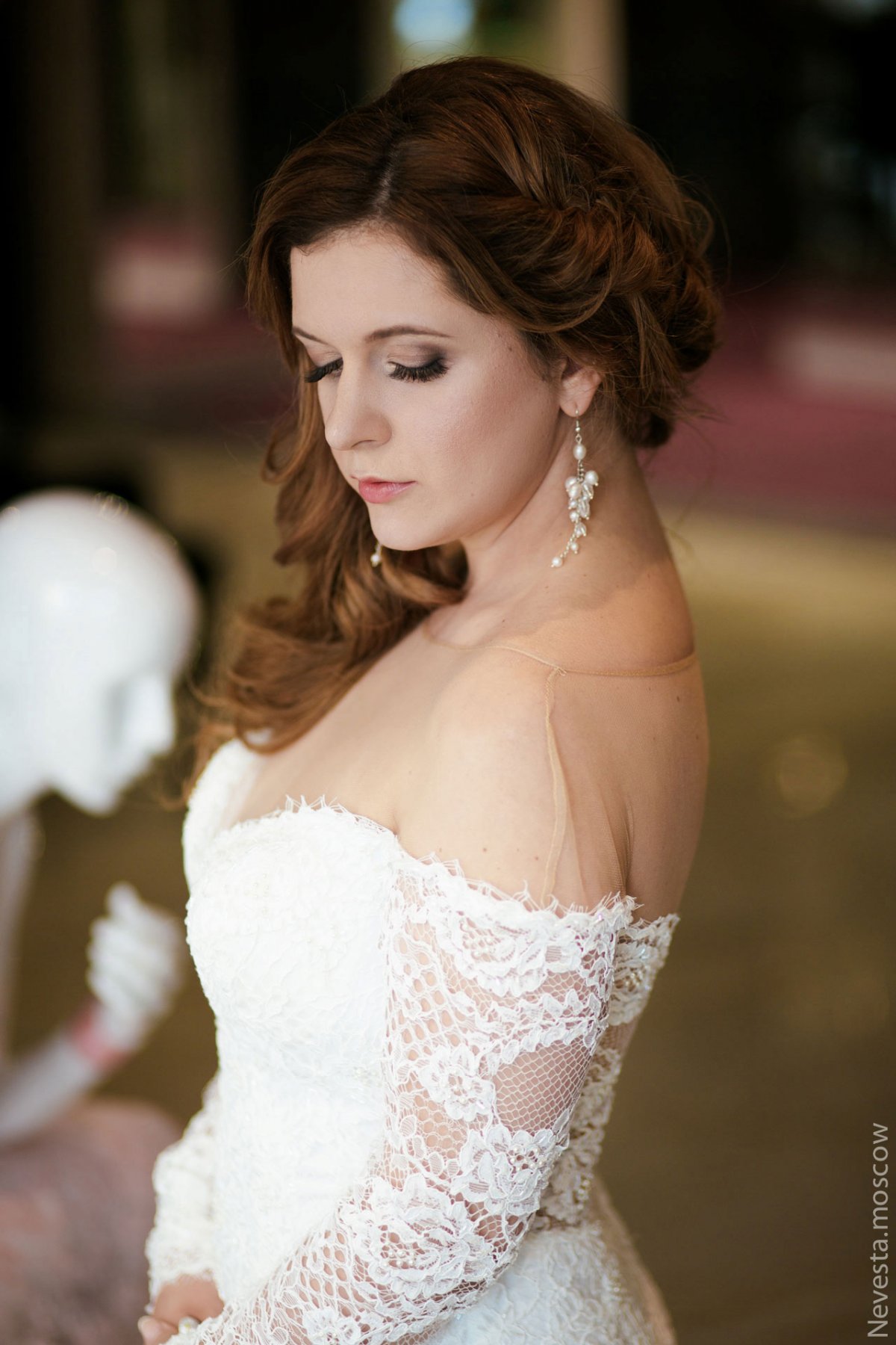Анастасия Денисова выбирает образ для своей свадьбы фото 9